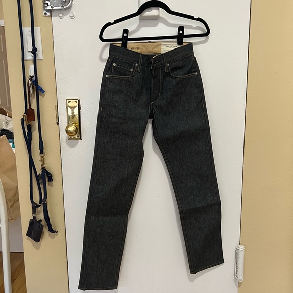 Rag & Bone Rob 21 Vintage Slim Fit Jean - Picture 4 of 9